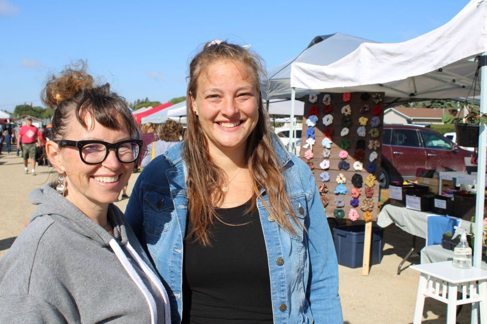 Greg Vandermeulen
Linda MacKenzie and Tanis Harder organized the successful Kleefeld Farmers Market, taking place Saturdays in September.
