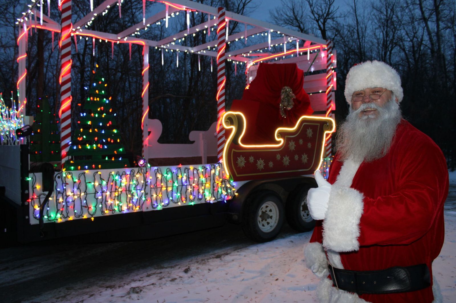 Distarten Santa The Santa Stop ready to share Christmas spirit – The Carillon