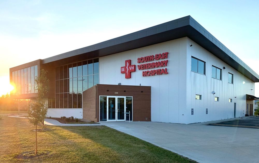 SUBMITTED PHOTO
South-East Veterinary Hospital recently relocated their business to a 17,000 square foot building on Highway 52 in Steinbach.