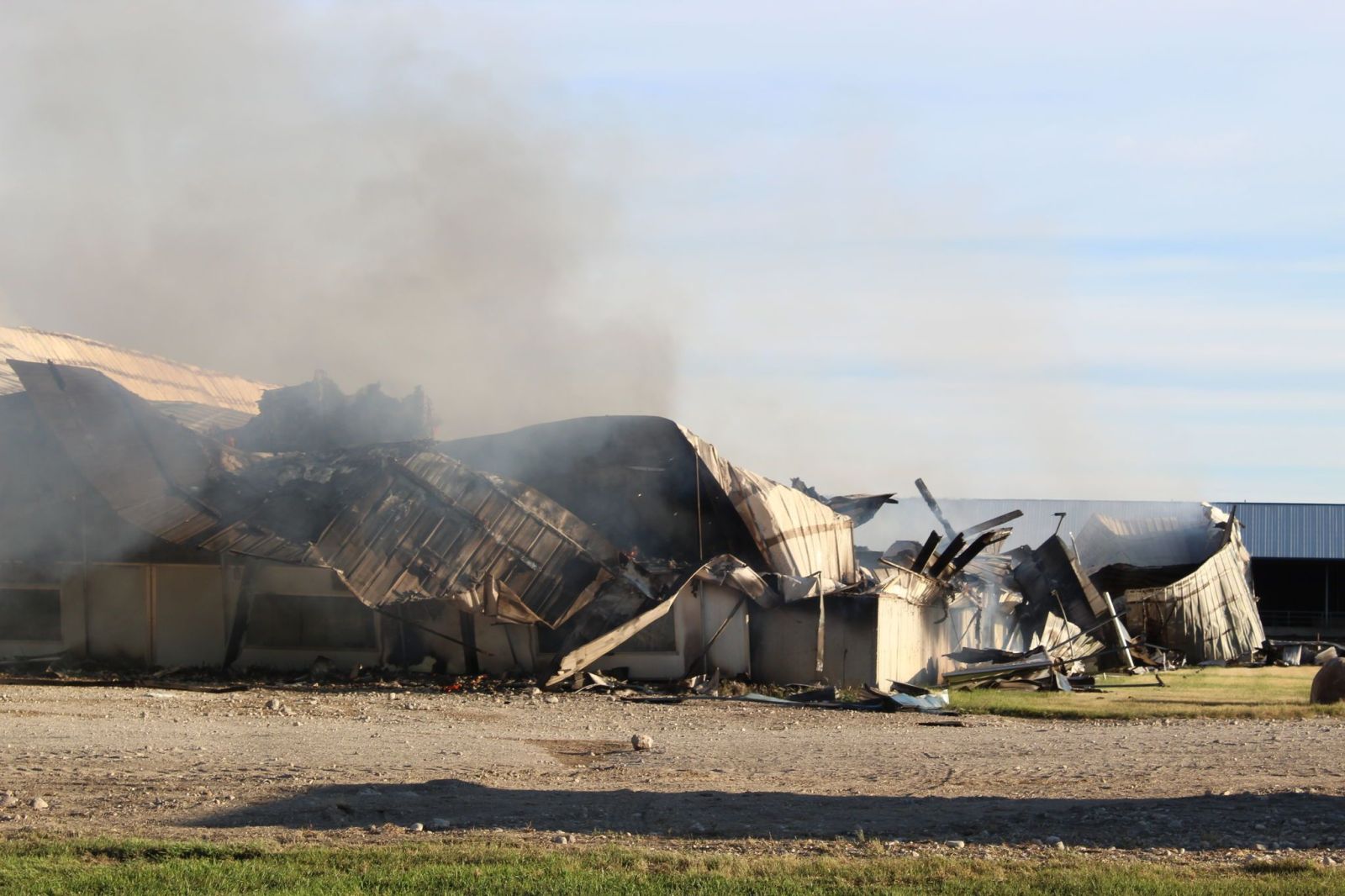 Cause of dairy barn fire remains undetermined – The Carillon