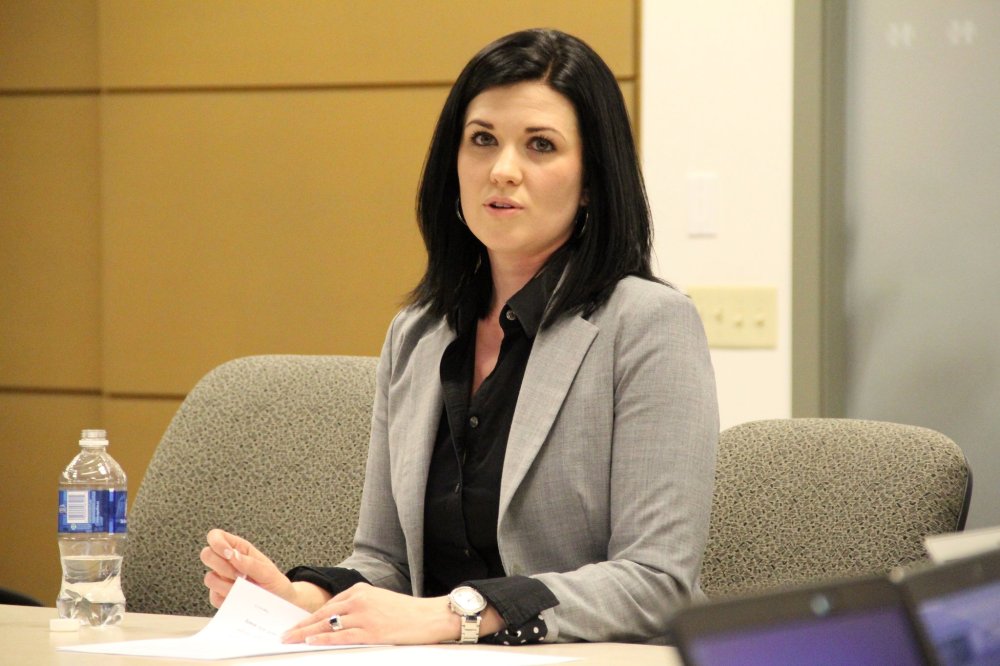IAN FROESE | THE CARILLON
Michelle McHale speaks to the Hanover School Division board of trustees Tuesday.