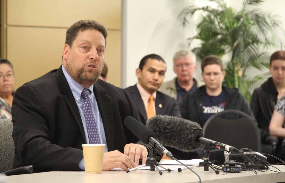 IAN FROESE | THE CARILLON
Manitoba Teachers' Society president Norm Gould speaks to Hanover trustees at a board meeting Wednesday where he offered their organization's full support if trustees want their help.