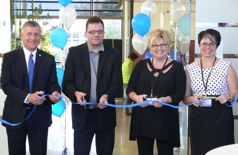 ADRIANA MINGO | THE CARILLON
Silver Lining Care held its grand opening on Oct. 1.