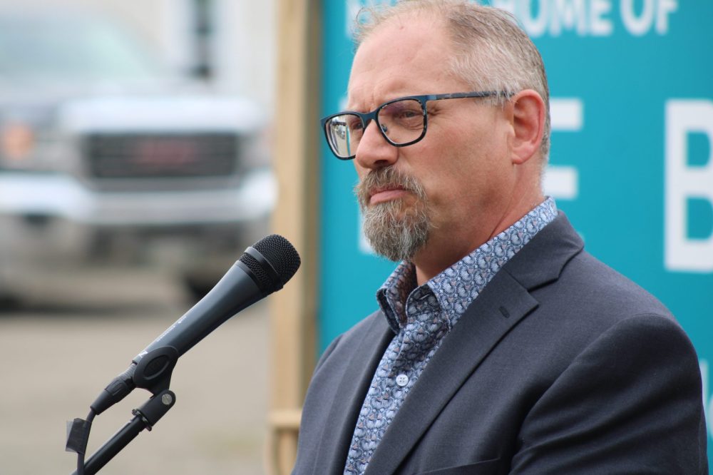 GREG VANDERMEULEN / THE CARILLON
Steinbach Mayor Earl Funk speaks at the sod turning for The Bridge.