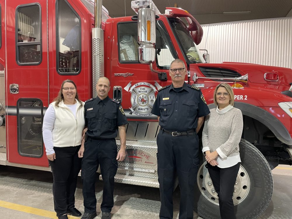 SUBMITTED
Sheila and Trevor Braun, Tache Fire Chief Allan Rau and Susan Penner, director of Life Culture Canada, are four of the individuals responsible for bringing Canada’s second infant safe surrender site to Landmark Fire Hall, to be installed by January.