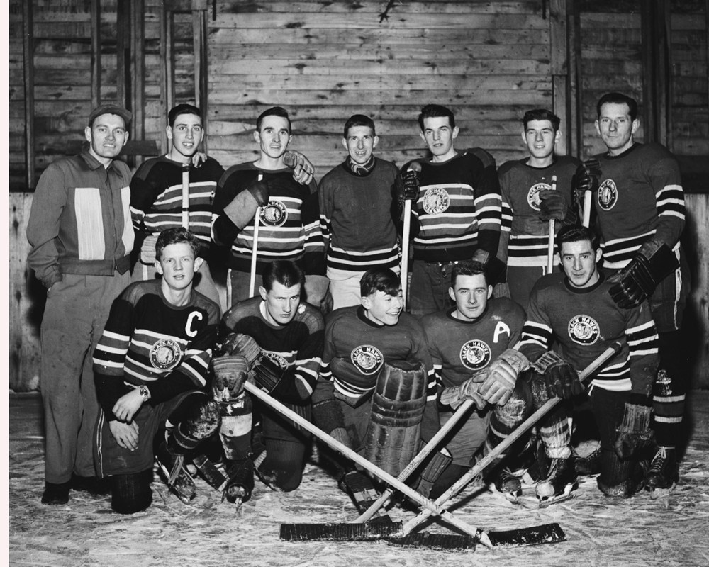 Winners of the first Hanover-Tache League championship and the L.A. Barkman Trophy, Blumenhof team defeated Shakespeare in a best-of-three final. Front row; left to right: Eric Toews, Ernie Penner, Eddie Penner, Victor Friesen and John Kornelsen. Back row: Coach Ben Klassen, Johnny Wohlgemuth, Leo Thiessen, Jake Wiebe, John Penner, Ruben Plett and Bill Penner. Missing is Johnny Penner.