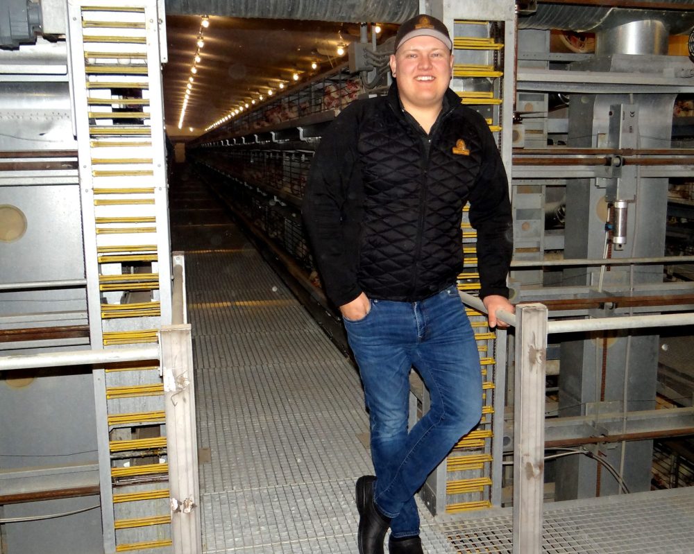WES KEATING THE CARILLON
Harley Siemens is all smiles at the Blumenort enriched housing laying facility, which is back in full production after a six-month shutdown, due to avian flu.