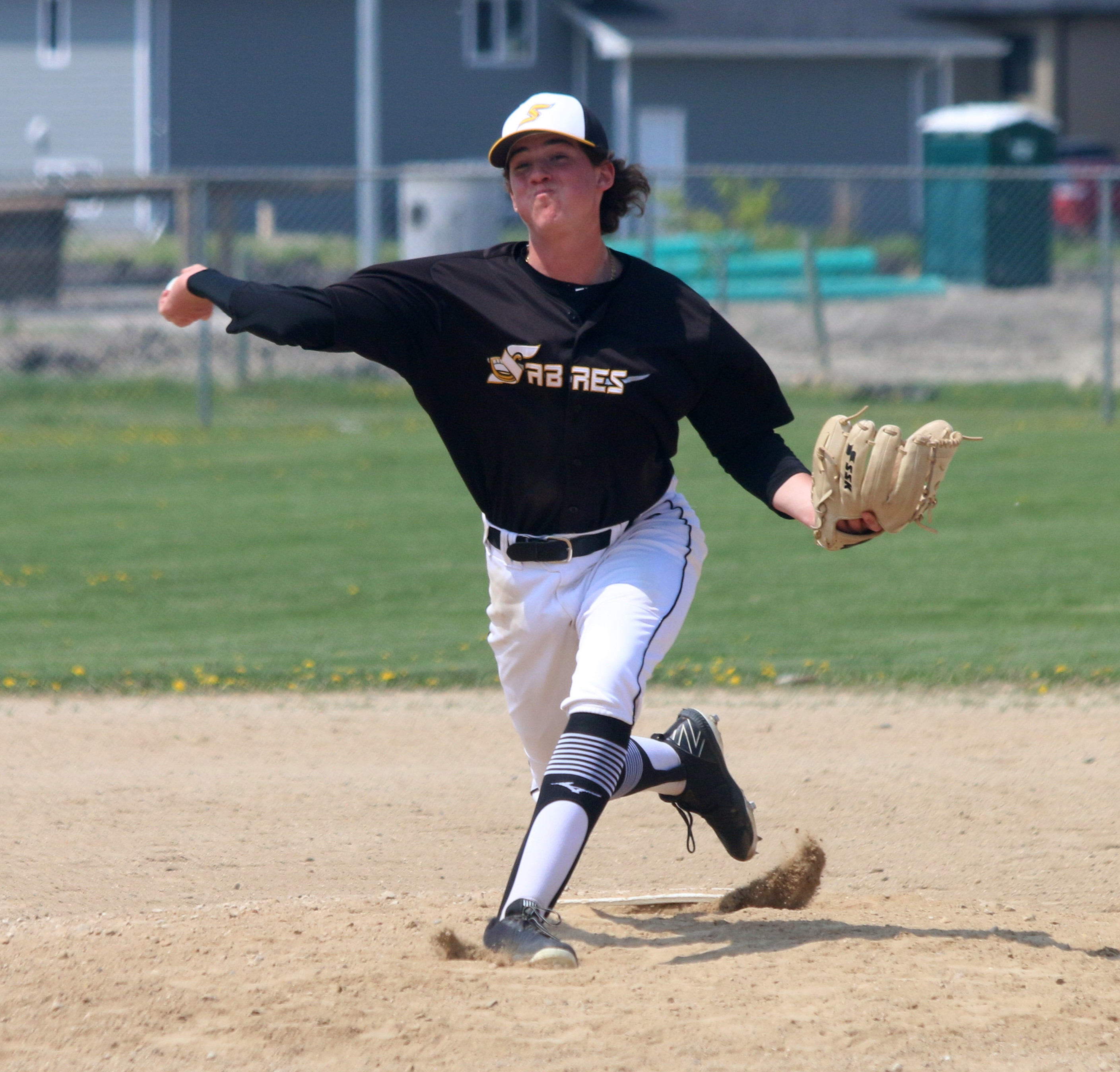 Sabres set for soccer, fastpitch and baseball provincials The Carillon