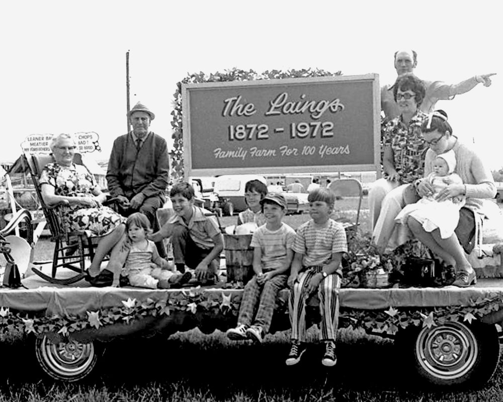 WES KEATING CARILLON ARCHIVES
On the 100th anniversary of Laingspring Farm, William and Mary, and Ed and Alice, joined generations of Laings on a float in the 1972 Hanover Fair parade.