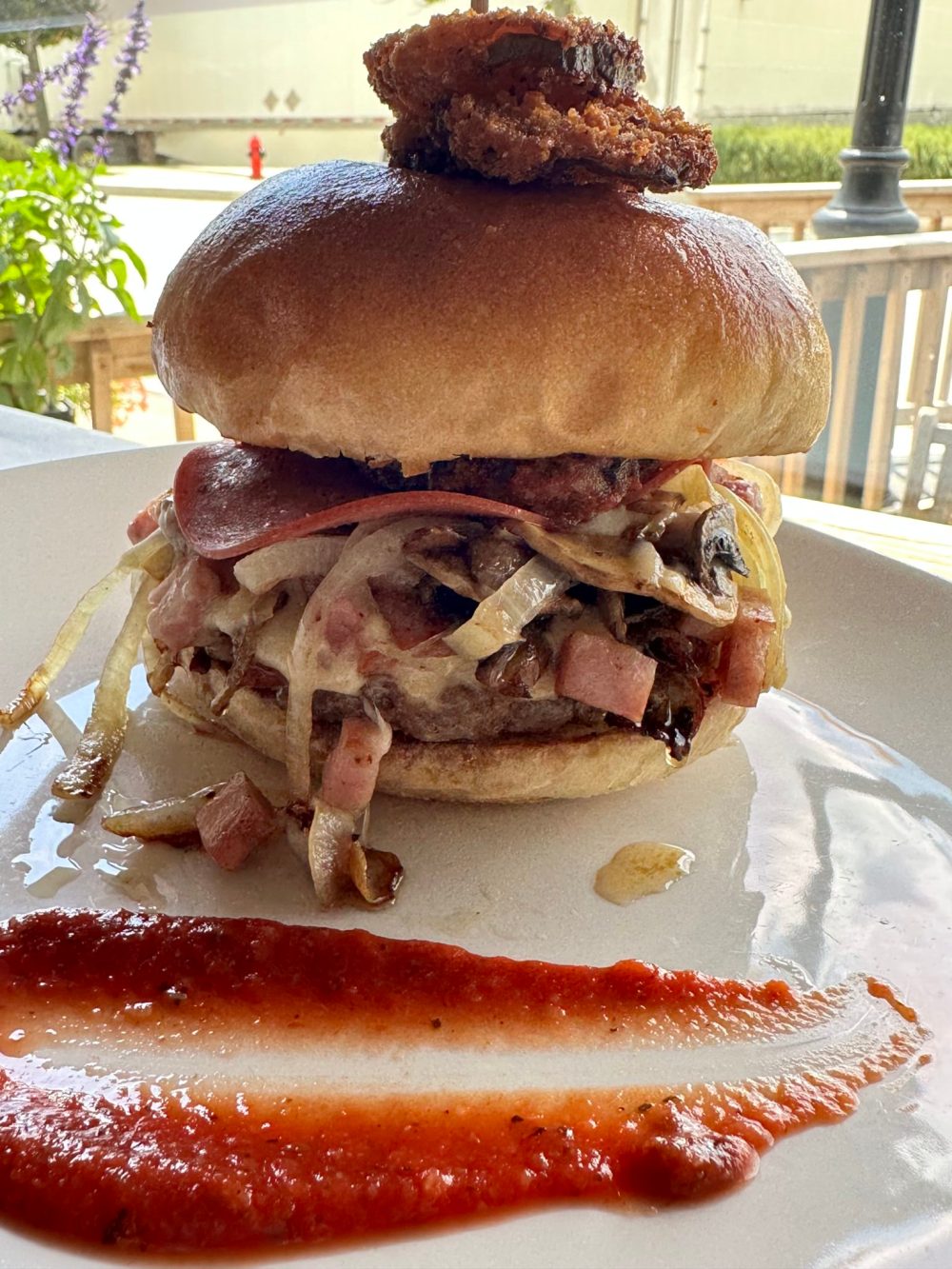 SUPPLIED
Chicken Chef - Pizza Burger