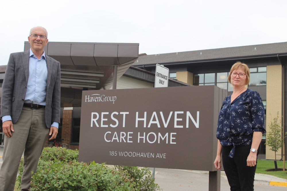 CHRIS GAREAU The Carillon
Retiring HavenGroup CEO David Driedger and incoming HavenGroup CEO Tannis Nickel.