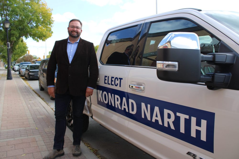 GREG VANDERMEULEN THE CARILLON
La Verendrye PC candidate Konrad Narth isn’t taking this election for granted.