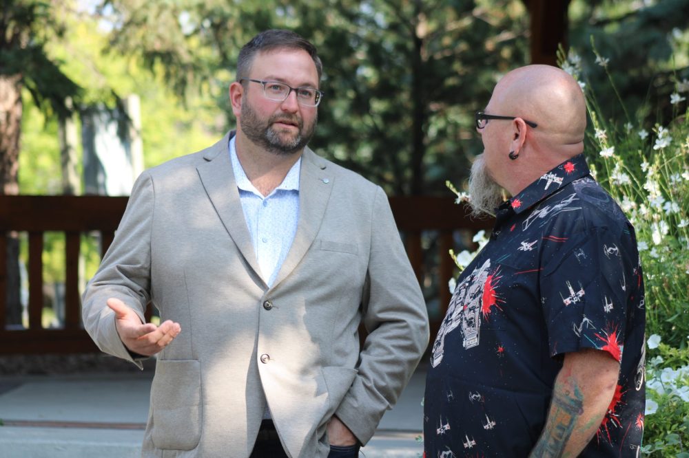 GREG VANDERMEULEN THE CARILLON
PC candidates Konrad Narth (La Verendrye) and Bob Lagasse (Dawson Trail).