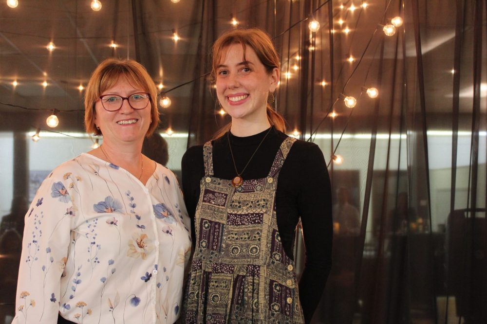 CHRIS GAREAU The Carillon
HavenGroup CEO Tannis Nickel with Community Foundations of Canada primary funds coordinator Taryn Lucas.