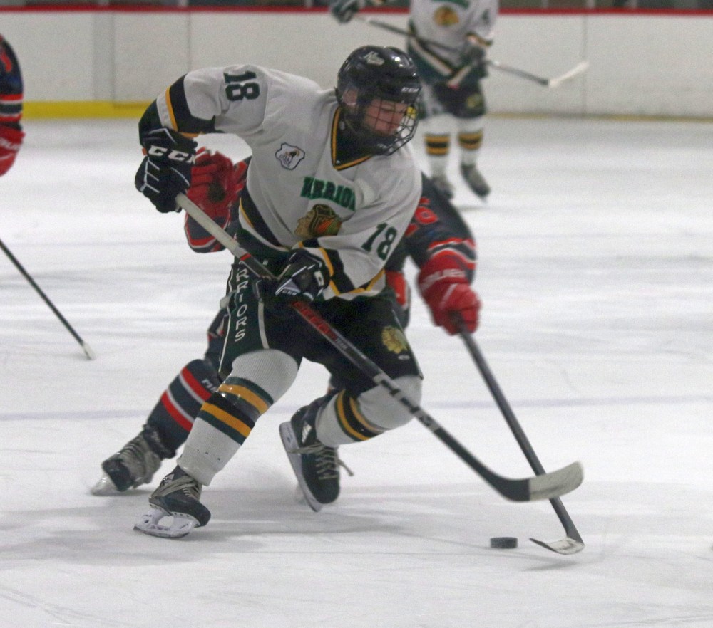 Ashton Dubios' return to the St Malo lineup should provide some more scoring punch to a team in search of more goals. St Malo has scored the fewest goals of any team in the CRJHL so far this season. (Cassidy Dankochik The Carillon)