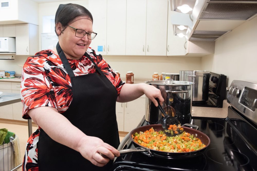SVJETLANA MLINAREVIC THE CARILLON
Grunthal's Share a Bowl Soup Kitchen volunteer Tamara Toews sautees some vegetables for the opening day of the soup kitchen, Feb. 14, 2024. The soup kitchen will be open once a month at Elim Mennonite Church.