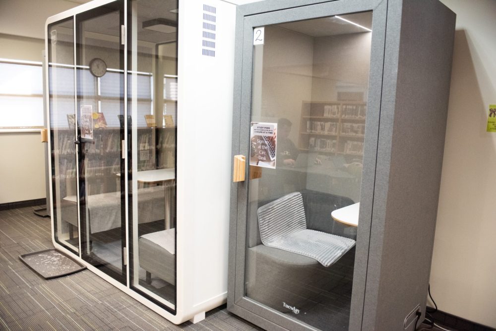 SVJETLANA MLINAREVIC THE CARILLON
Jake Epp Library study pods were installed in January and offer people a place to study in quiet. The pods consist of two one-person suites and one four-person suite. People can control the air flow in the pods and can hook up their phones and laptops to the USB portals.