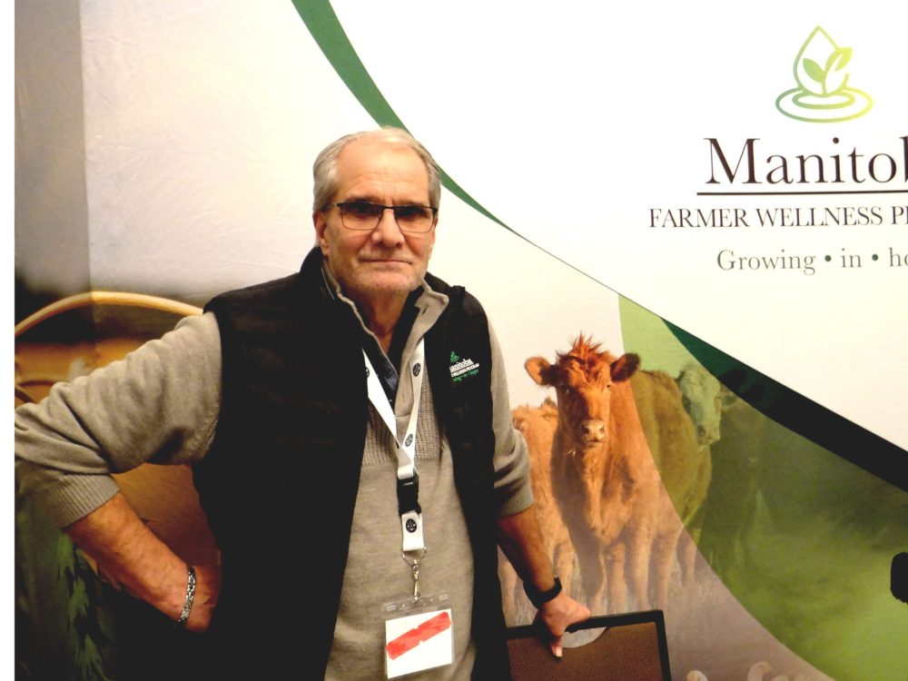 WES KEATING THE CARILLON
Manitoba Farmer Wellness Program CAO Gerry Friesen fields questions at a display booth at the annual meeting of Keystone Agricultural Producers in Winnipeg in January.