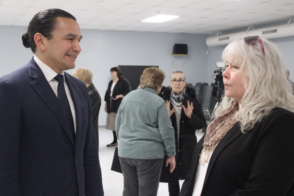 GREG VANDERMEULEN THE CARILLON
Premier Wab Kinew chats with 2023 Springfield-Ritchot NDP candidate Tammy Ivanco after the event.