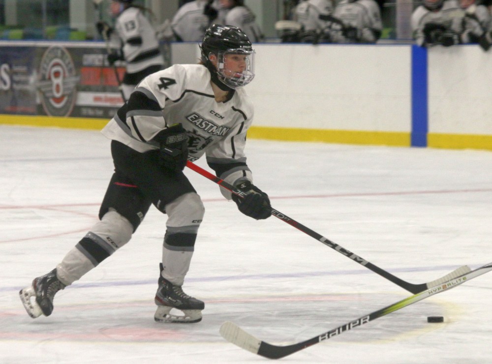 Abby Dixon enters the offensive zone. (Cassidy Dankochik The Carillon)