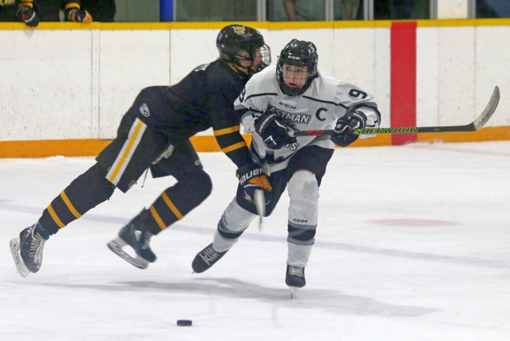 William Picklyk battles through a Brandon check during the male U15 AAA finals March 10 in Landmark. The Selects were swept by the Wheat Kings. (Cassidy Dankochik The Carillon)