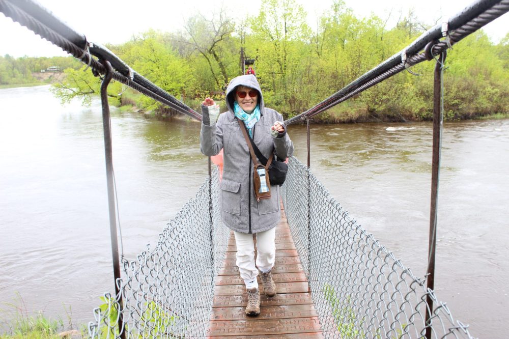 CHRIS GAREAU THE CARILLON
Maren Mueller leads the Wellness Walk Plus over the Senkiw Bridge May 25. It was the first ever wellness walk sponsored by Southern Health and hosted by the Woodmore Women’s Institute, with another one coming each season.