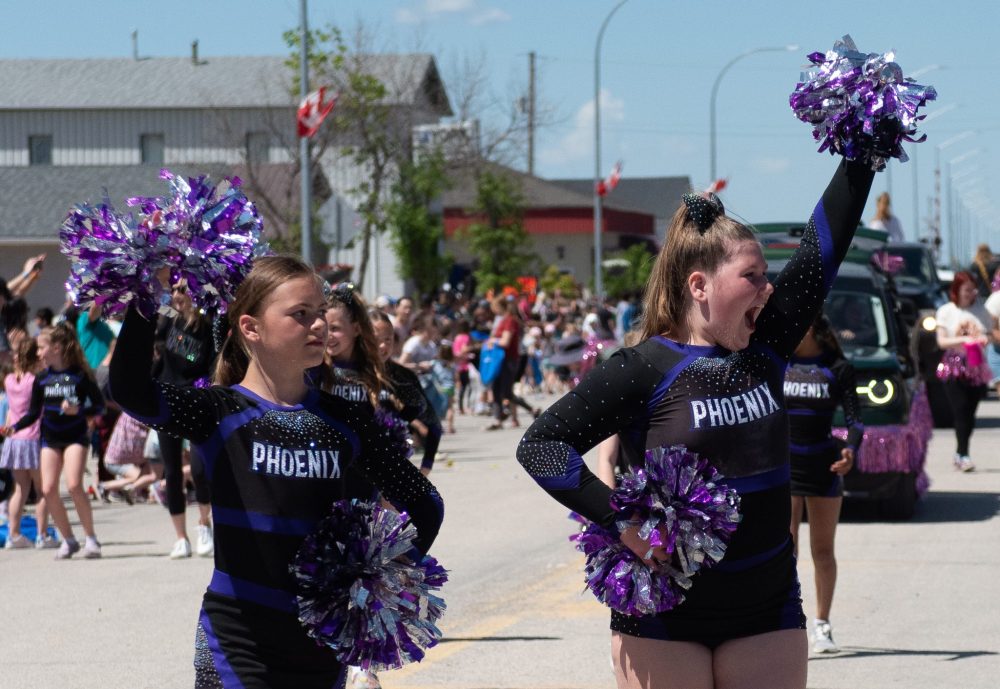 SVJETLANA MLINAREVIC THE CARILLON
The Niverville Fair parade had many floats including the Pheonix Athletics who gave a great cheer during the parade on June 8, 2024.