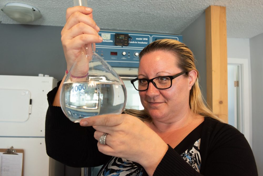 SVJETLANA MLINAREVIC THE CARILLON
Southeast Enviro Testing president and CEO Shannon Ens looks at a sample of water before she tests it in her lab on June 14, 2024. The new buisness is the only one of its kind in the Southeast which tests well water and soil for metals, biologics, and contaminants.