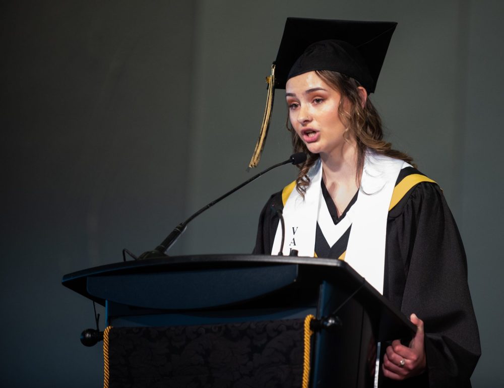 SVJETLANA MLINAREVIC THE CARILLON
Steinbach Regional Secondary School valedictorian Peyton Kehler gives her speech to her graduating class at the RBC Convention Centre on June 25, 2024. She told her class they are the authors of their own story and it was now time for a new chapter.