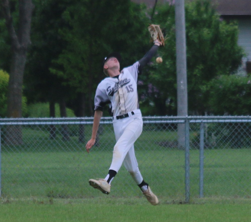 The U15 AAA Carillon Sultans play against the South Central Cubs in Ile des Chenes June 21. (Cassidy Dankochik The Carillon)