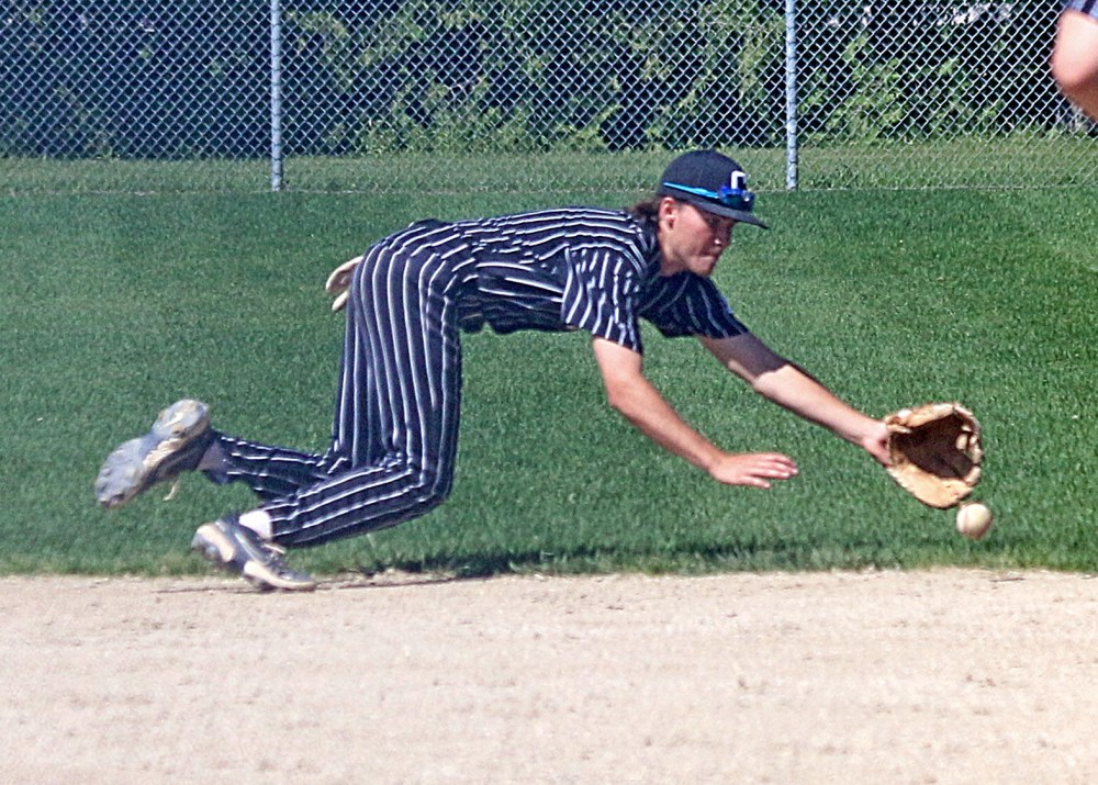 Manitoba Junior Baseball League action between the Carillon Sultans and Interlake Blue Jays at A.D. Penner Park June 23. (Cassidy Dankochik The Carillon)