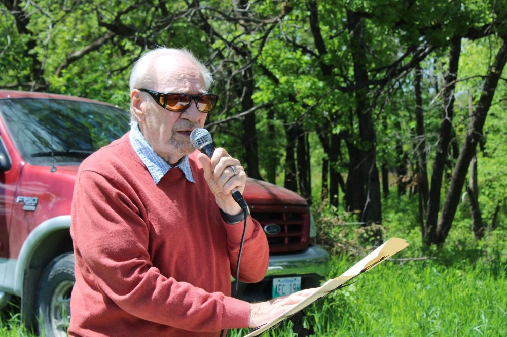GREG VANDERMEULEN THE CARILLON
Glen Klassen, chair of the EastMenn Historical Committee told the small crowd gathered at Mennonite Landing of the waypoints along the way.