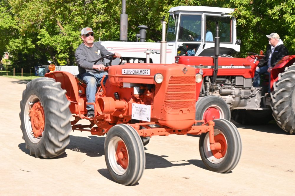 ALEX LAMBERT THE CARILLON
Wayne Unger drives his 1957 Allis Chalmers D-14 at the start of 15th Annual MHV Tractor Drive on Saturday.