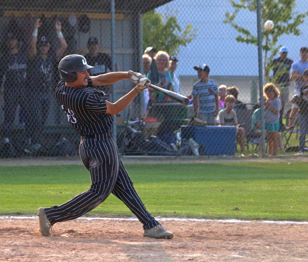 Brady Papineau got the winning RBI, with a sacrifice fly into the outfield which scored Mason Hartung. As Carillon held a 10-run lead after the fourth inning, the game was called and the celebrations were on. (Cassidy Dankochik The Carillon)