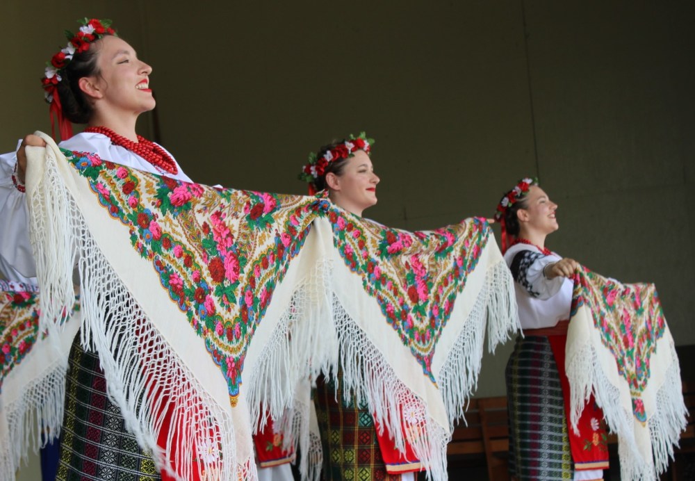 GREG VANDERMEULEN THE CARILLON
Romanetz performs We are Romanetz during the program at the Gardenton Ukrainian & Multicultural Festival on July 13.