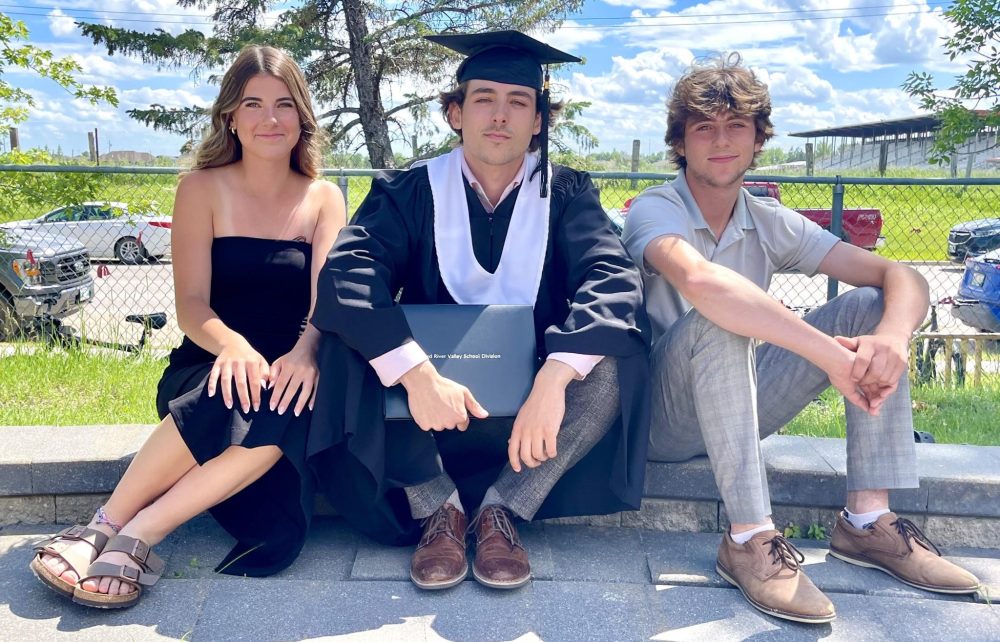 LORI PENNER
Spencer Sabourin with his sister Bailey and brother Brennon.