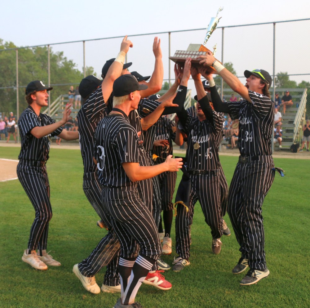 The Carillon Sultans celebrate with the MJBL championship trophy. (Cassidy Dankochik The Carillon)