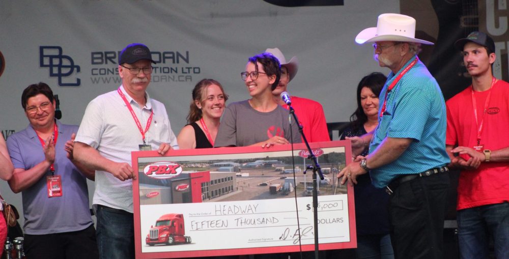CHRIS GAREAU THE CARILLON
Headway accepts their donation.