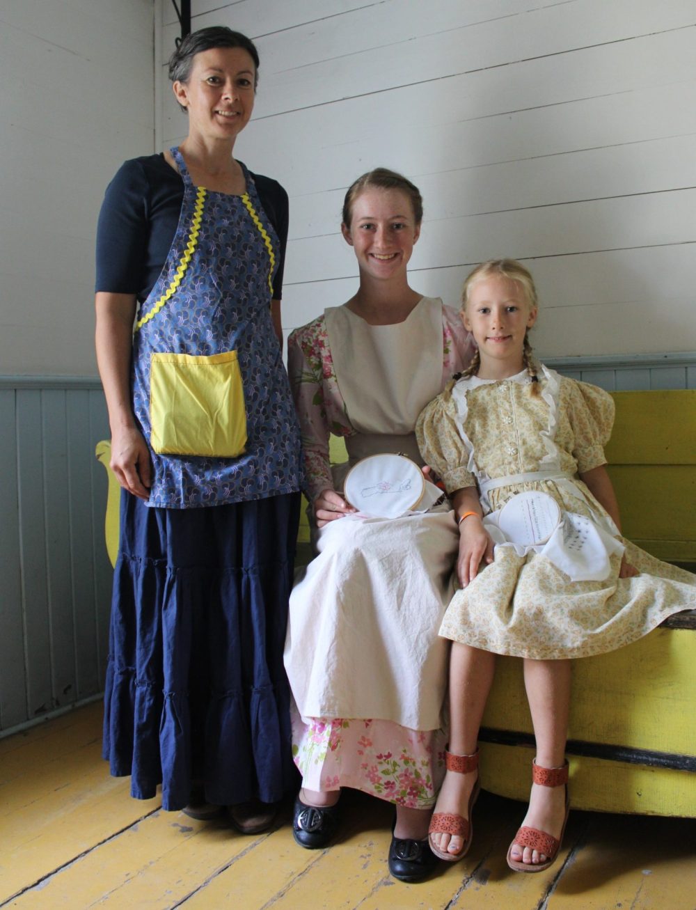 GREG VANDERMEULEN THE CARILLON
Pamela Koop and her daughters Kaylee and Raeanne played the part of volunteers.