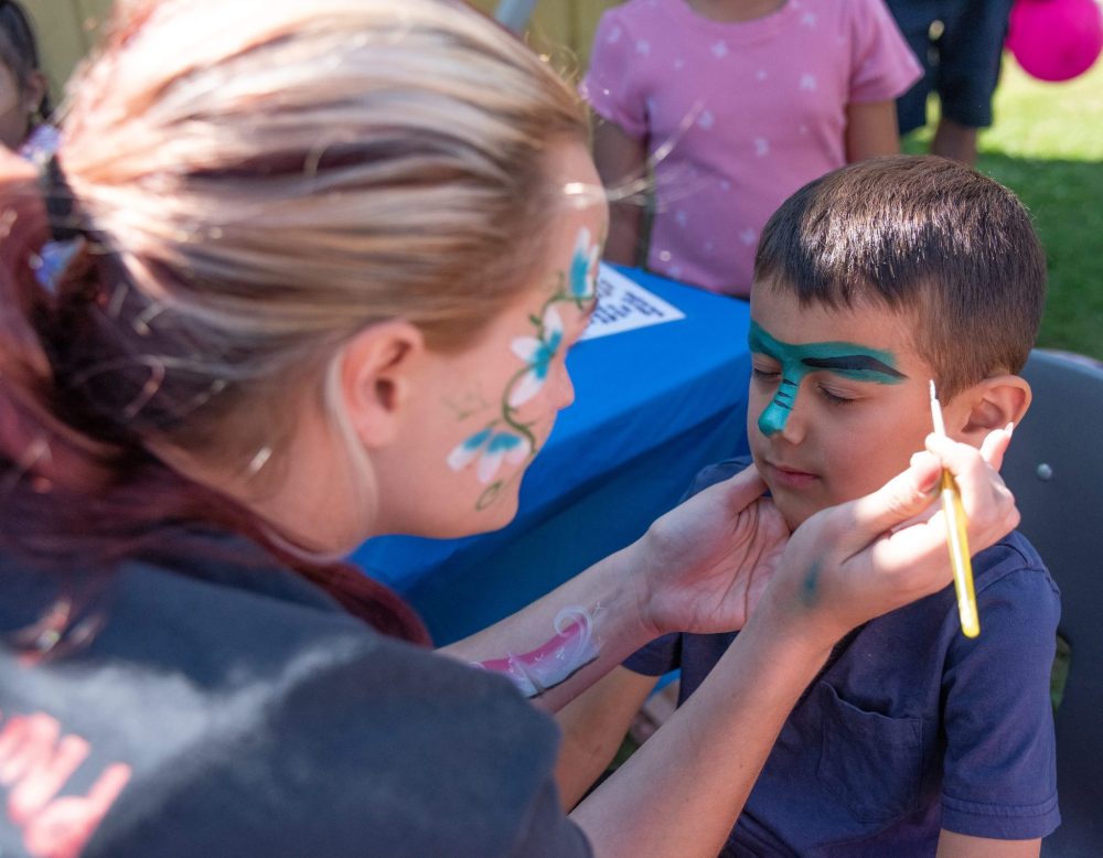 SVJETLANA MLINAREVIC THE CARILLON
Nicholas Lafrenier gets his face painted like the Hulk during HyLife Fun Day at the HyLife Centre in La Broquerie on Sept. 14, 2024.