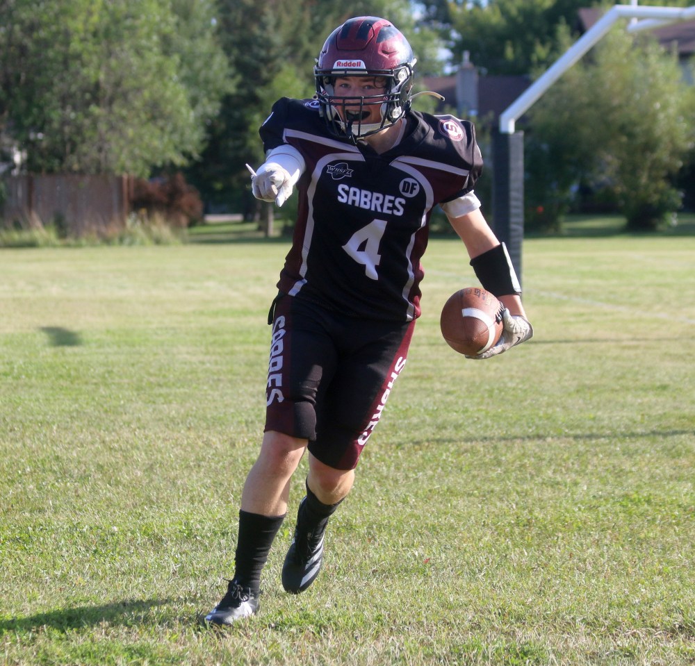 Springfield defeated Murdoch MacKay in Oakbank 35-0 to open their Winnipeg High School Football League schedule Sept. 6. (Cassidy Dankochik The Carillon)