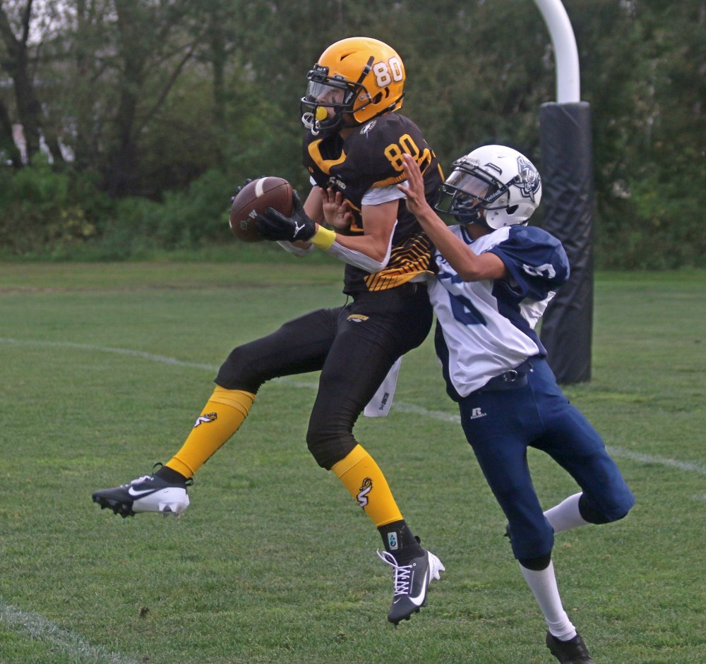 The SRSS Sabres junior varsity 9-player team beat Grant Park at A.D. Penner Park Sept. 11. (Cassidy Dankochik The Carillon)
