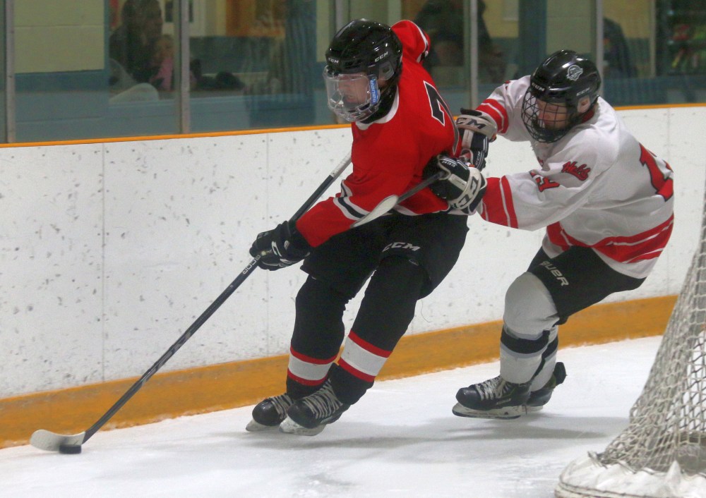 Aspiring La Broquerie Habs junior B players took to the ice in Steinbach for the final session of the team's open tryouts Sept. 7. (Cassidy Dankochik The Carillon)