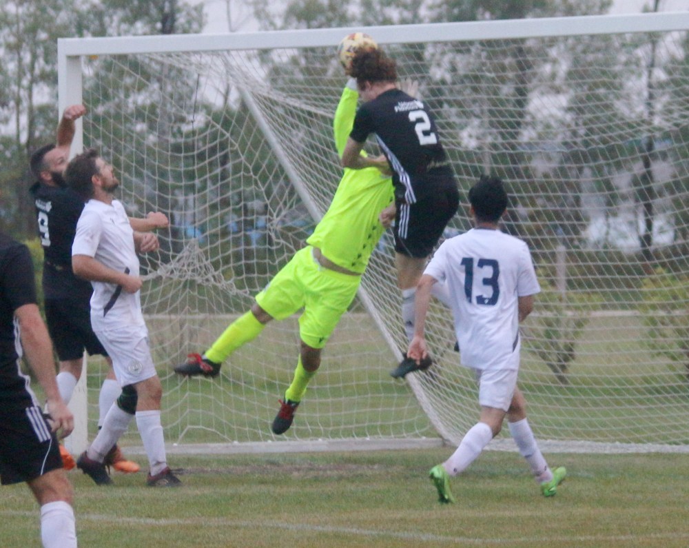 The Hanover Kickers and Niverville Force drew 2-2 in MMSL action at Steinbach Soccer Park Sept. 11. (Cassidy Dankochik The Carillon)