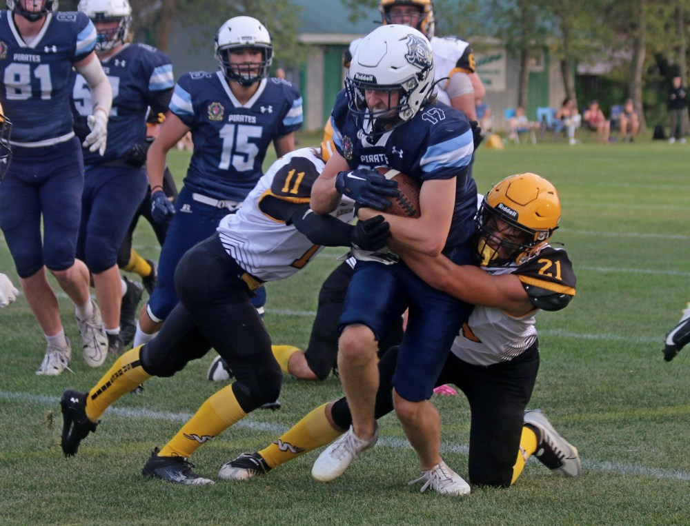 The SRSS Sabres Varsity football team battled with last year's league finalists Grant Park Sept. 12 at A.D. Penner Park in Steinbach. (Cassidy Dankochik The Carillon)