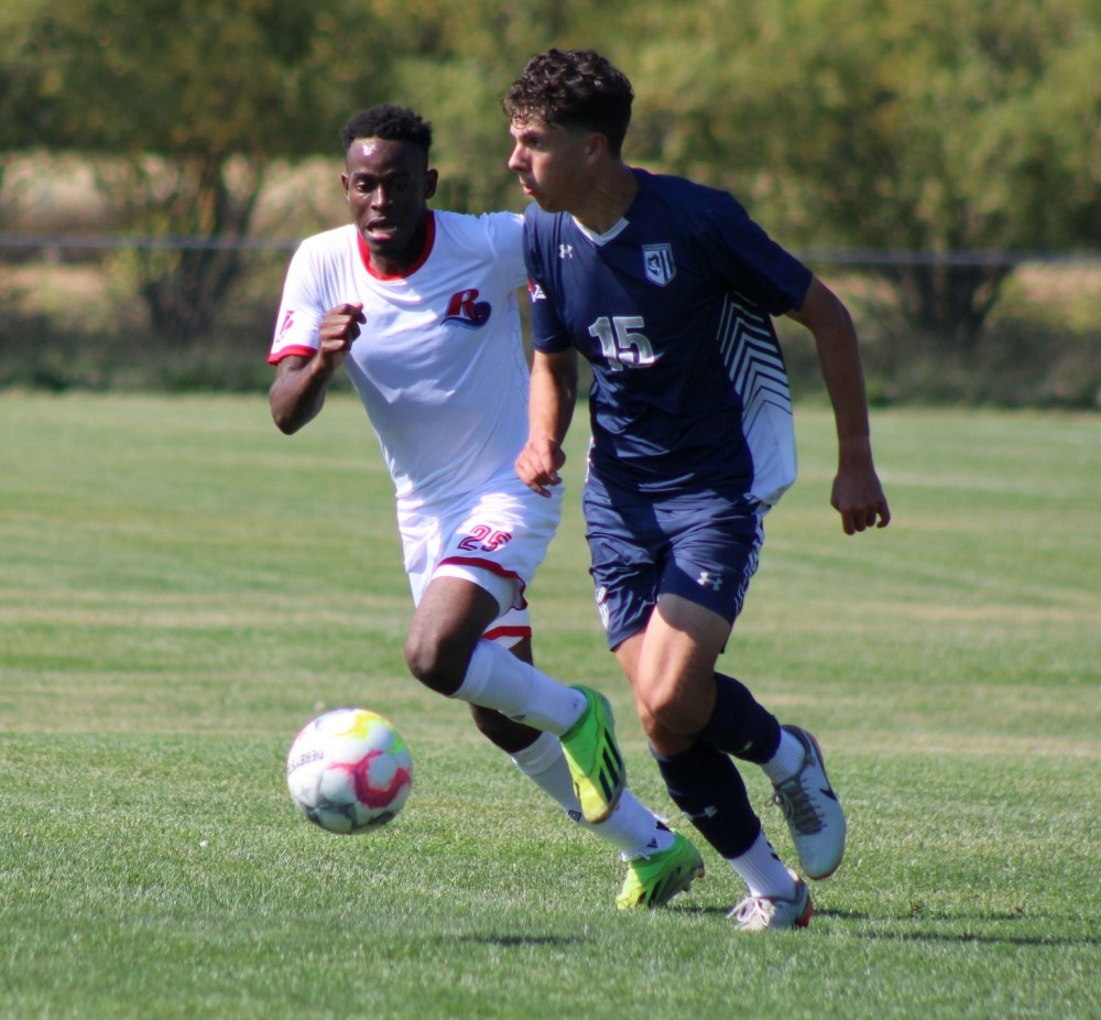 The Providence Pilots are back in action, as their soccer teams opened their home schedule Sept 14/15. (Greg Vandermeulen The Carillon)