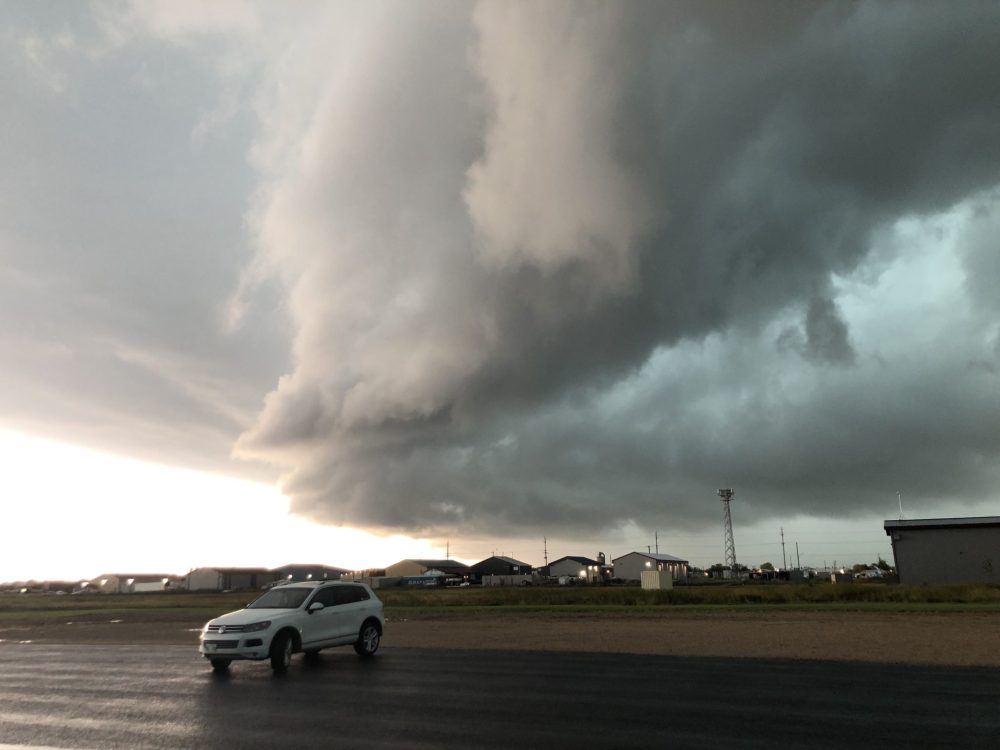 GREG VANDERMEULEN THE CARILLON
The leading edge of the storm that arrived late Tuesday afternoon.