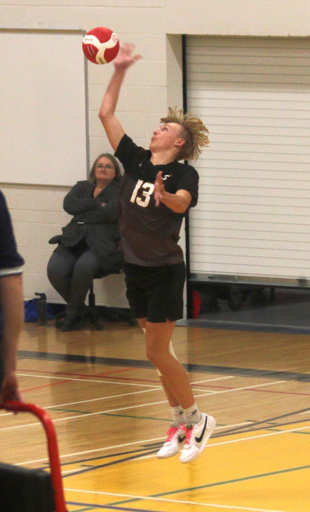SRSS took on Northlands in varsity volleyball action in Steinbach Oct. 16. (Cassidy Dankochik The Carillon)