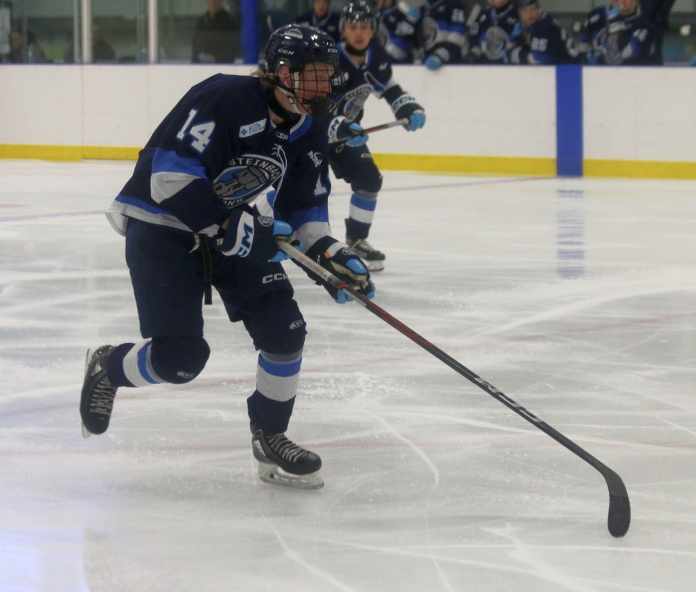 Steinbach defeated Niverville 2-0 in MJHL action Oct. 23. (Cassidy Dankochik The Carillon)