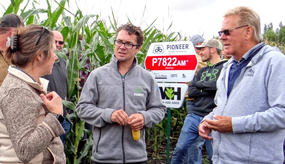 WES KEATING THE CARILLON
Karis, Ben and Marc review the agenda for the day before beginning presentations at the annual crop tour.
